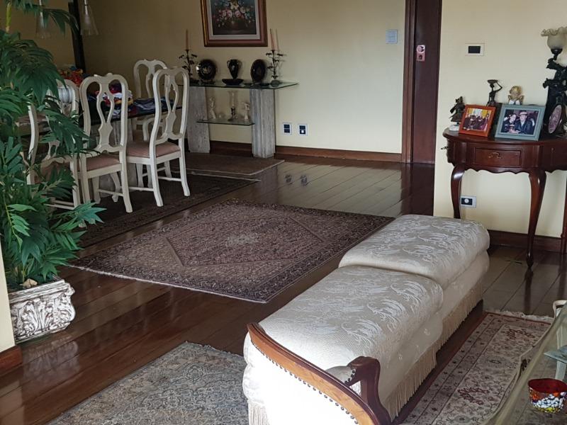 Apartamento à venda com 4 quartos, 4 suítes, 3 vagas e 218m² no Graça, Salvador (BA) — foto 4 de 7