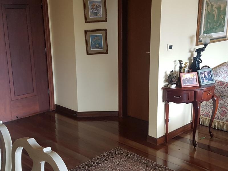 Apartamento à venda com 4 quartos, 4 suítes, 3 vagas e 218m² no Graça, Salvador (BA) — foto 6 de 7