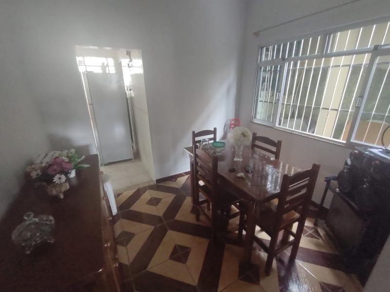 Casa à venda com 4 quartos, 1 suíte, 3 vagas e 180m² no Engenho Pequeno, Nova Iguaçu (RJ) — foto 8 de 24