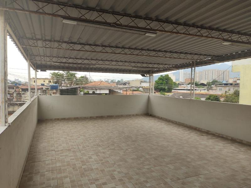 Casa à venda com 4 quartos, 1 suíte, 3 vagas e 180m² no Engenho Pequeno, Nova Iguaçu (RJ) — foto 17 de 24