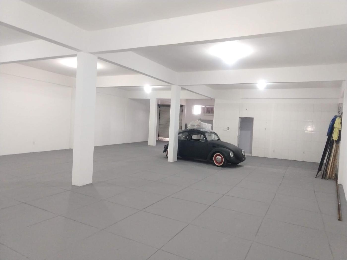Comercial para alugar com 2 banheiros, 2 vagas e 300m² no Pau Miúdo, Salvador (BA) — foto 2 de 8