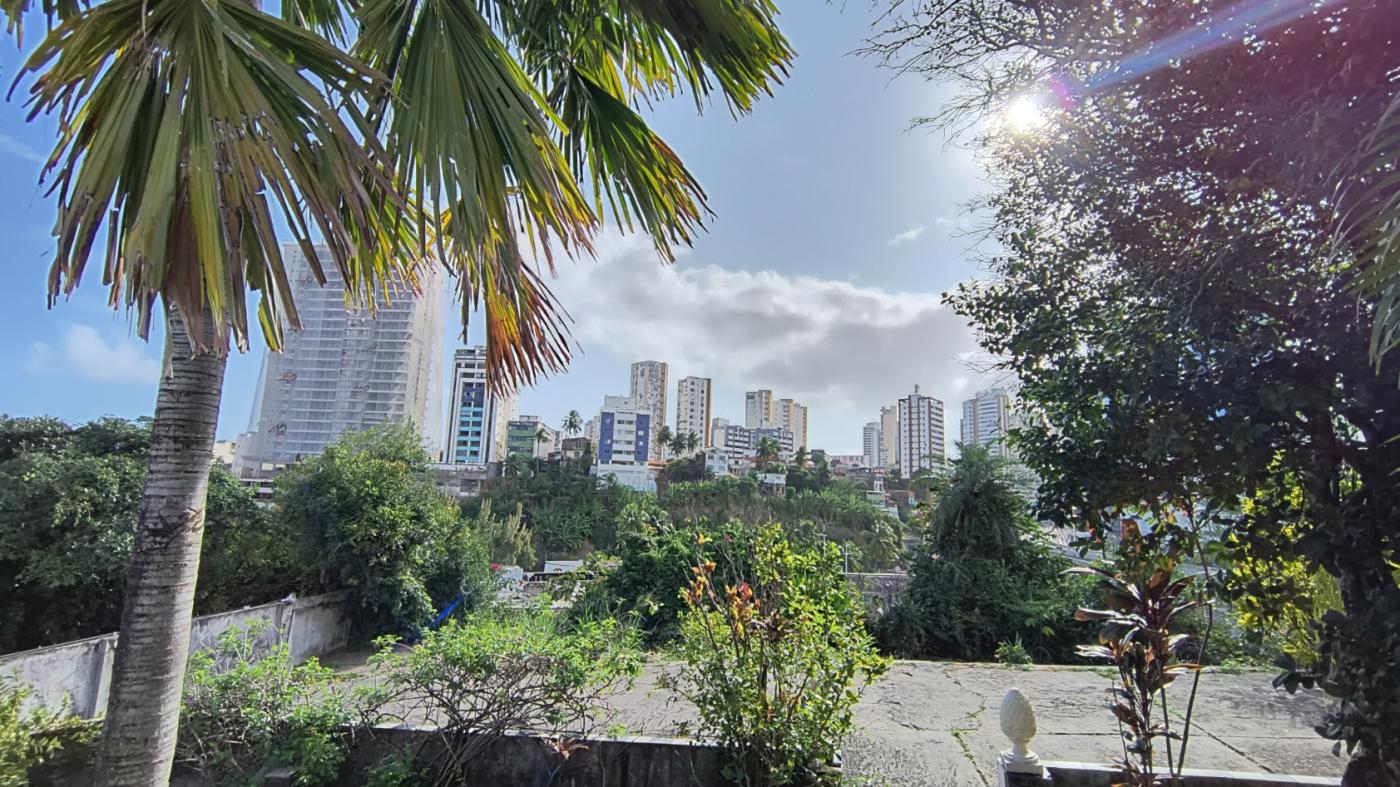 Casa à venda com 6 quartos, 3 suítes, 8 vagas e 600m² no Rio Vermelho, Salvador (BA) — foto 17 de 19