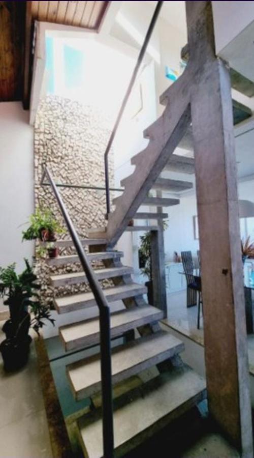 Casa à venda com 8 quartos, 5 suítes, 3 vagas e 391m² no Horto Florestal, Salvador (BA) — foto 14 de 20