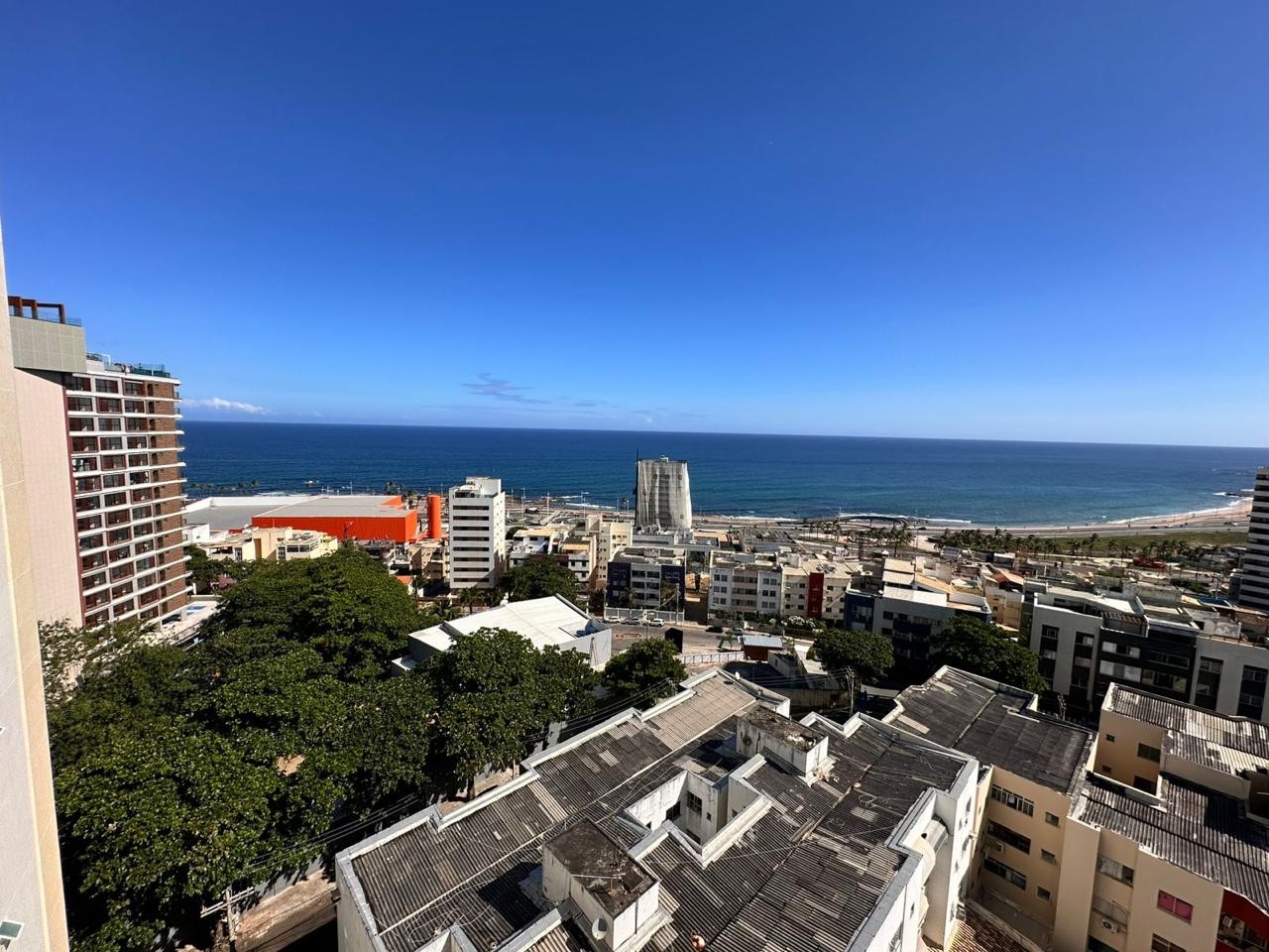 Apartamento à venda com 3 quartos, 1 suíte, 3 vagas e 112m² no Costa Azul, Salvador (BA) — foto 2 de 23